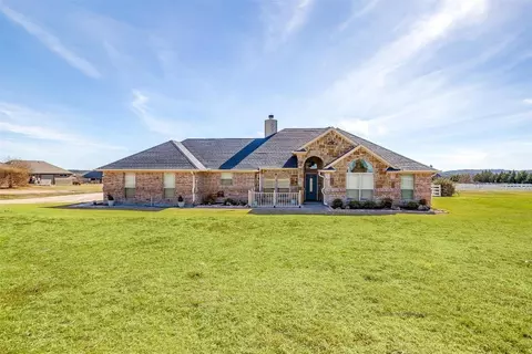 100 Trifecta Ln, Fort Worth, TX 76126