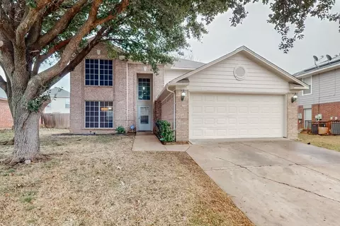 8533 Auburn Dr, Fort Worth, TX 76123