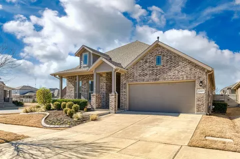 1301 Canary Ln, Argyle, TX 76226