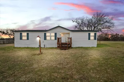 2033 Highridge Ln, Midlothian, TX 76065