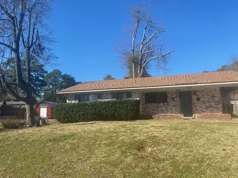 9044 Avalon Dr, Shreveport, LA 71118