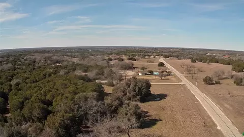 1042 White Bluff Dr, Whitney, TX 76692