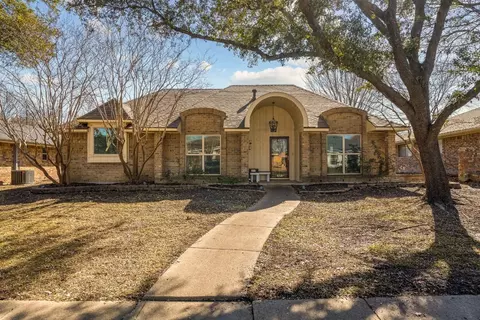 414 Dinalynn St, Mesquite, TX 75149