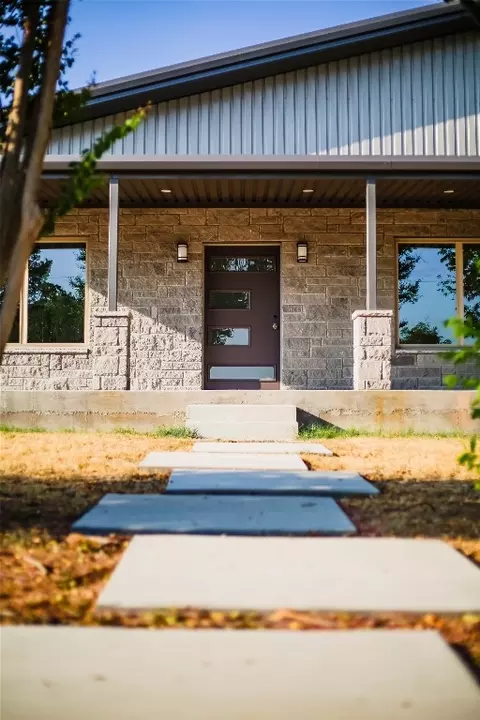 602 W Groganwest Of Sam Bell, Hamilton, TX 76531