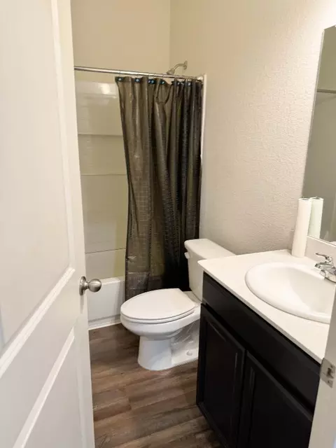 Bath - 735 Devonshire Dr, Lavon, TX 75166 photo 1 of 3