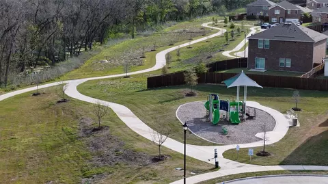 View/Area - 735 Devonshire Dr, Lavon, TX 75166 photo 2 of 3