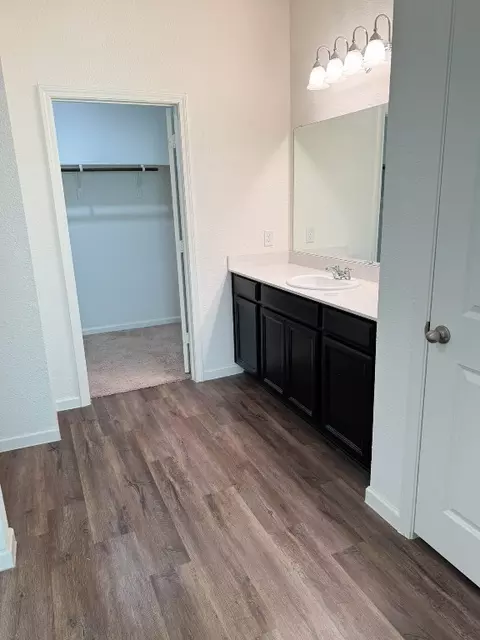 Bath - 735 Devonshire Dr, Lavon, TX 75166 photo 3 of 3