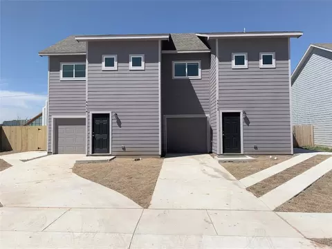 46124614 Alamosa St, Fort Worth, TX 76119