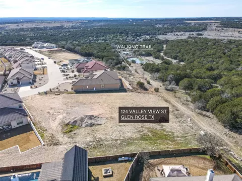 124 Valley View St, Glen Rose, TX 76043