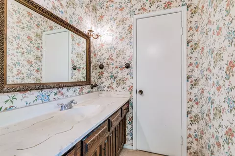 1903 E Spring Valley Rd, Richardson, TX 75081 photo 11