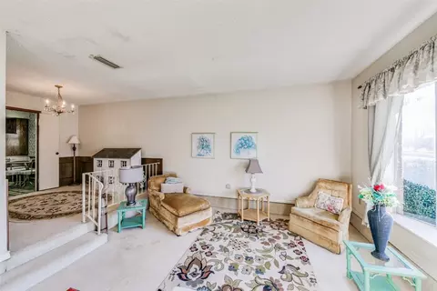 1903 E Spring Valley Rd, Richardson, TX 75081 photo 2