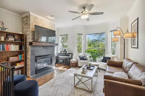 2902 State St #15, Dallas, TX 75204