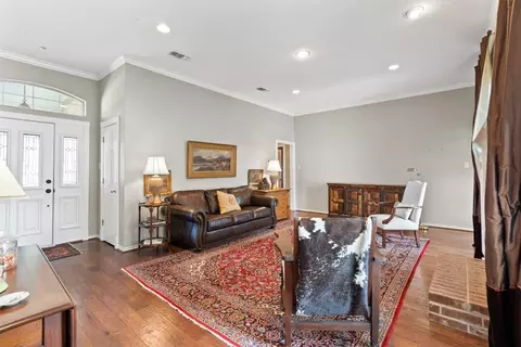 702 Brandon Dr, Cleburne, TX 76033 photo 9