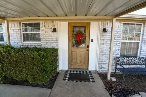 519 Green Acres Rd, Weatherford, TX 76088