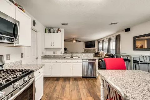 1015 Manassas Dr, Forney, TX 75126