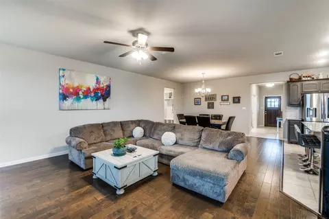 Living - 8848 Abner Rd, Terrell, TX 75161 photo 1 of 3