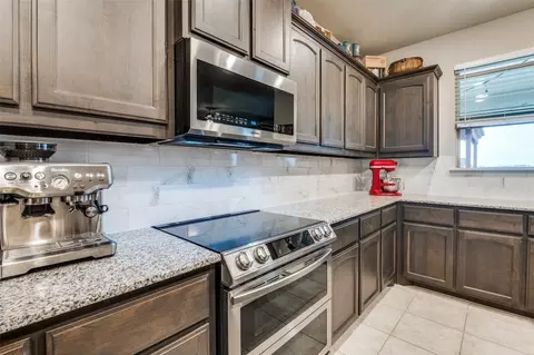 Kitchen - 8848 Abner Rd, Terrell, TX 75161 photo 4 of 4