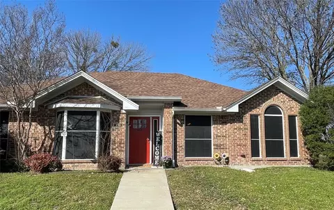 213 Yorkshire Ln, Wylie, TX 75098