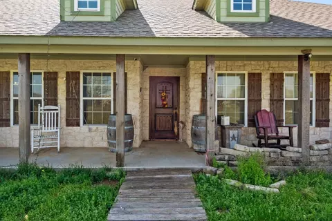 542 Poe Prairie Rd, Millsap, TX 76066