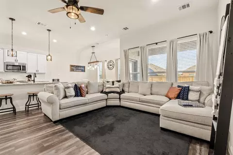 112 Maverick Ln, Pilot Point, TX 76258 photo 16