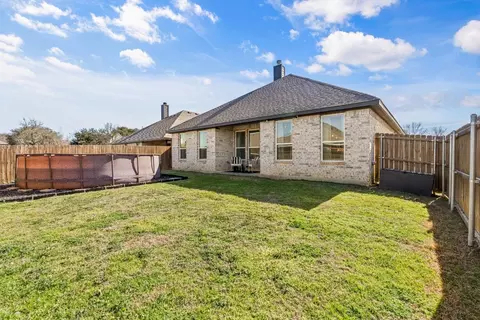 112 Maverick Ln, Pilot Point, TX 76258 photo 30