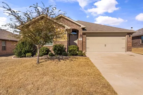 1028 Deer Valley Dr, Weatherford, TX 76087