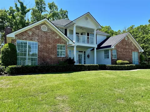 656 Country Club Rd, Sulphur Springs, TX 75482