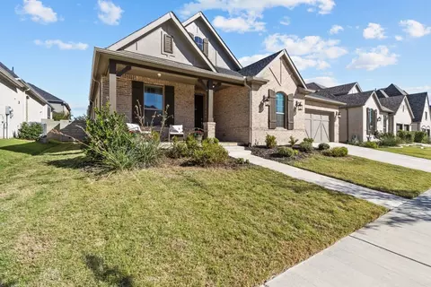 1124 12th St, Argyle, TX 76226 photo 2