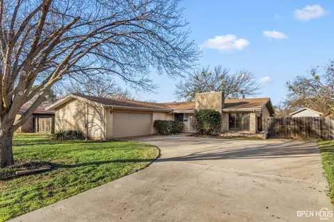 2804 Compton Rd, Wichita Falls, TX 76309