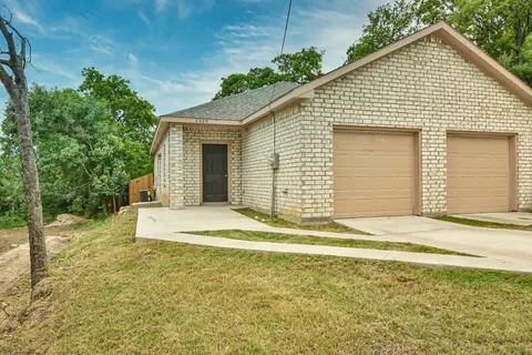 2020 E Myrtle St, Fort Worth, TX 76104