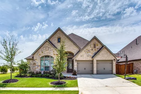 1312 Bluestem Dr, Aubrey, TX 76227