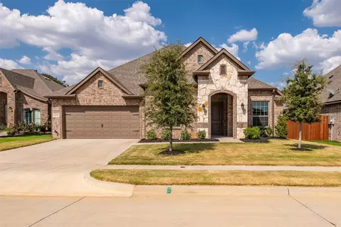 1056 Wildwood Dr, Joshua, TX 76058