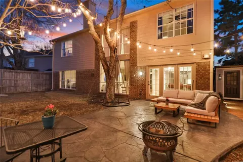 4431 Cantrell St, Grand Prairie, TX 75052