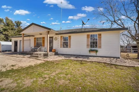 714 Barnes Rd, Cleburne, TX 76031 photo 3