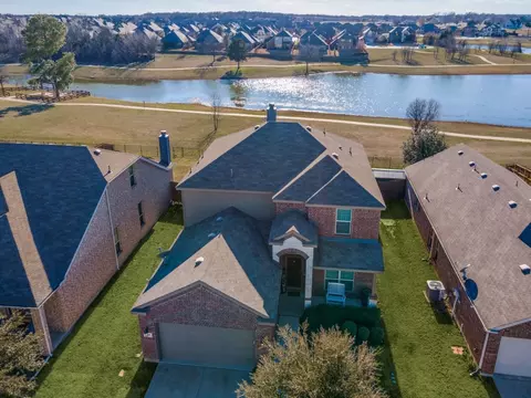 836 Cheyenne Dr, Aubrey, TX 76227