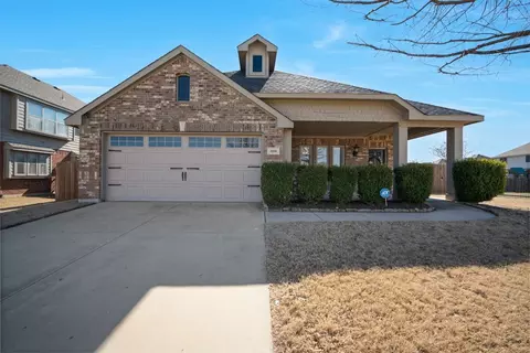 3806 Regent St, Midlothian, TX 76065