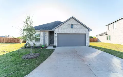 1914 Aleia Cv, Sherman, TX 75092