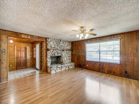 658 S Loop Dr, Cedar Hill, TX 75104 photo 4