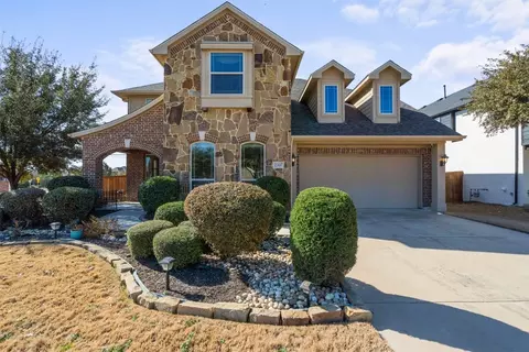 2307 Tawny Owl Rd, Grand Prairie, TX 75052