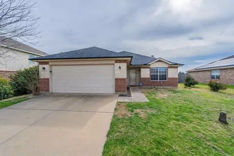 1516 Sturgeon Trl, Krum, TX 76249