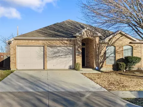 1203 Mule Deer Dr, Arlington, TX 76002