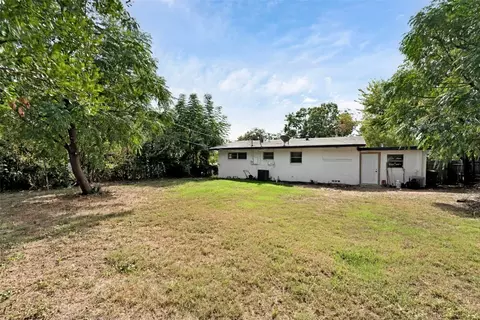 652 Pine St, Hurst, TX 76053 photo 21