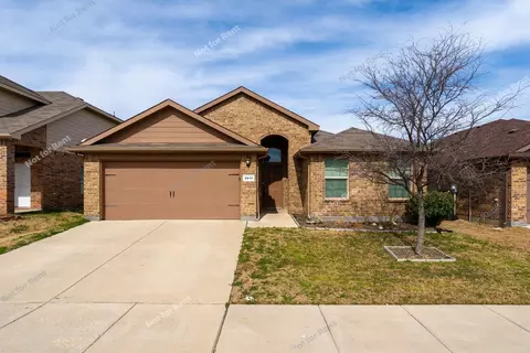 2612 Clarks Mill Ln, Fort Worth, TX 76123
