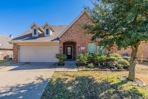 496 Commonwealth Ln, Royse City, TX 75189