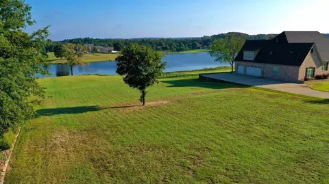 23540 Champion Dr, Lindale, TX 75771