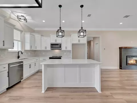 519 S Fm 1194, Hudson, TX 75904