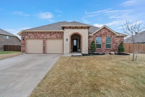 219 Hackney Dr, Waxahachie, TX 75165