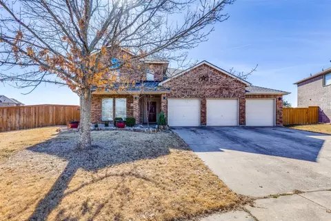 223 Spruce Trl, Forney, TX 75126