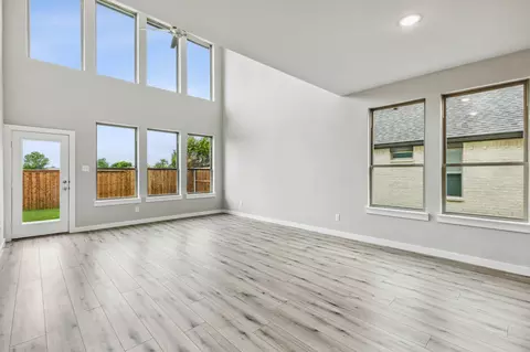 4708 Hunter Hurst Dr, Mckinney, TX 75071