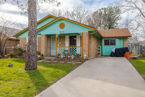 717 Jannie St, Denton, TX 76209